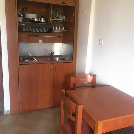 Ξενοδοχείο με διαμερίσματα Penny's